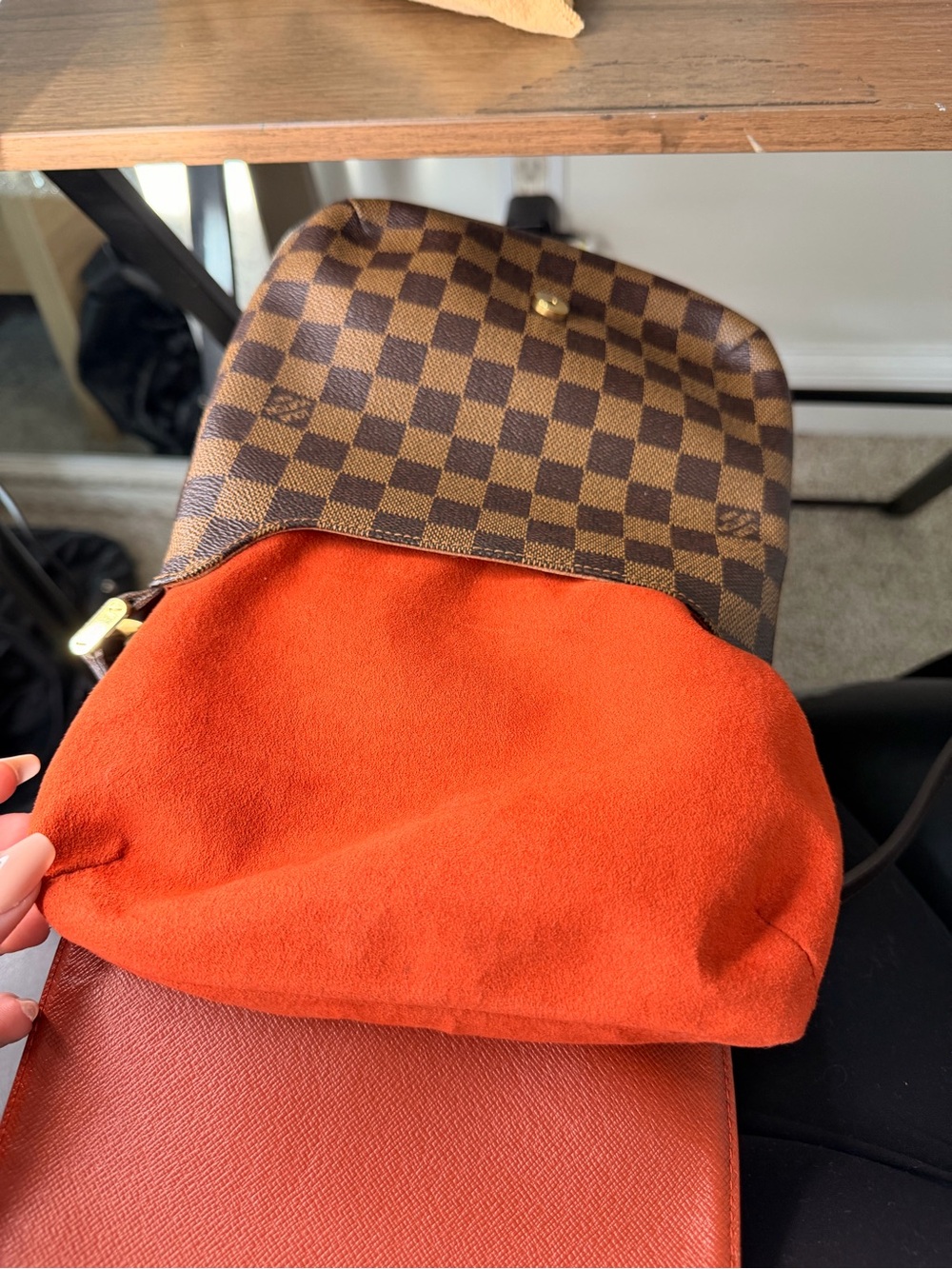 AUTHENTIC - Louis Vuitton Damier Ebene Musette Salsa Crossbody - Picture 16 of 17